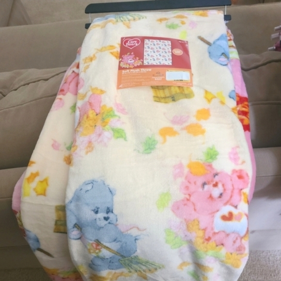 Care Bears Blanket 💗 - Picture 1 of 2